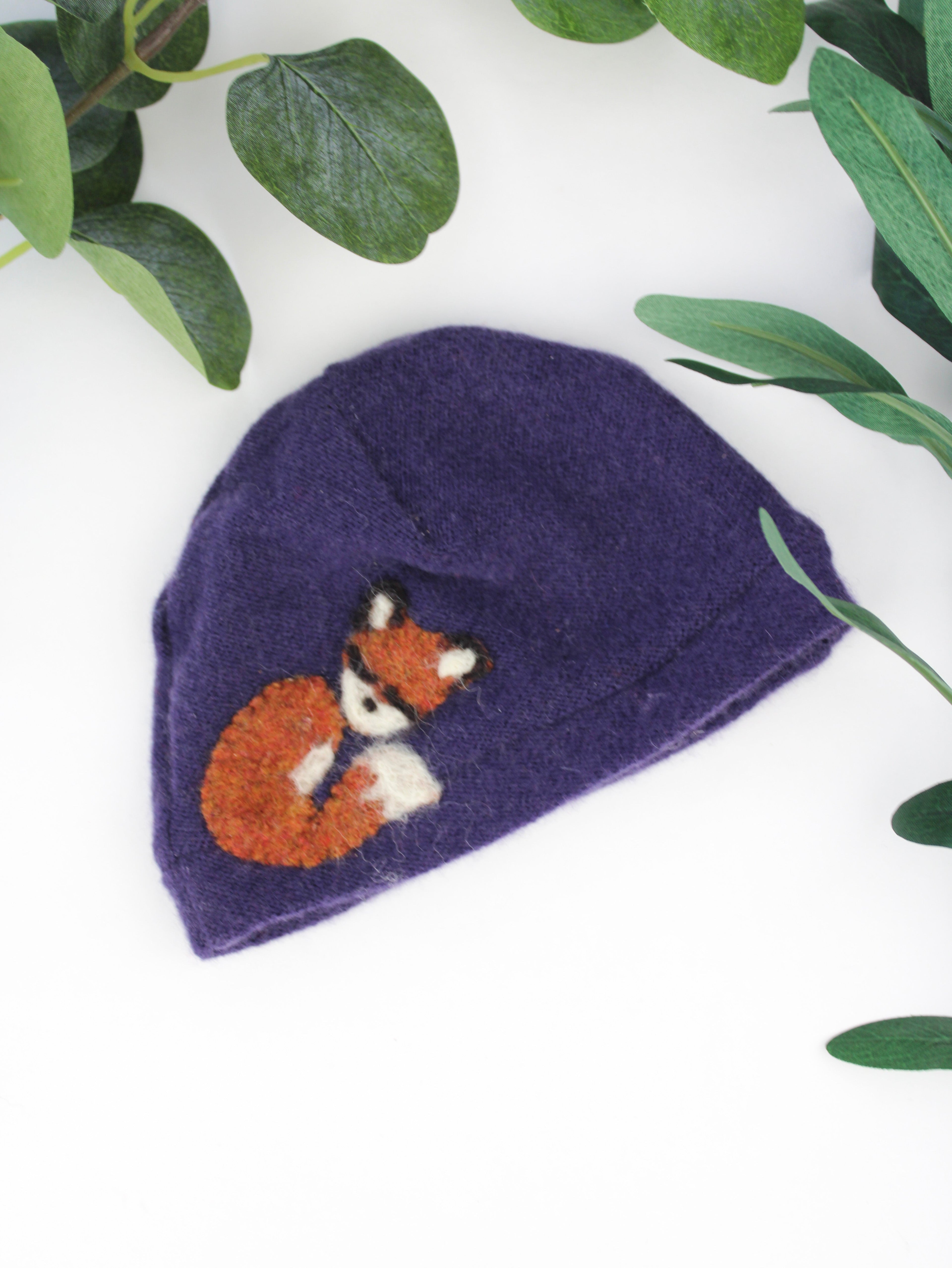 Sleeping Fox Cashmere Hat - Newborn