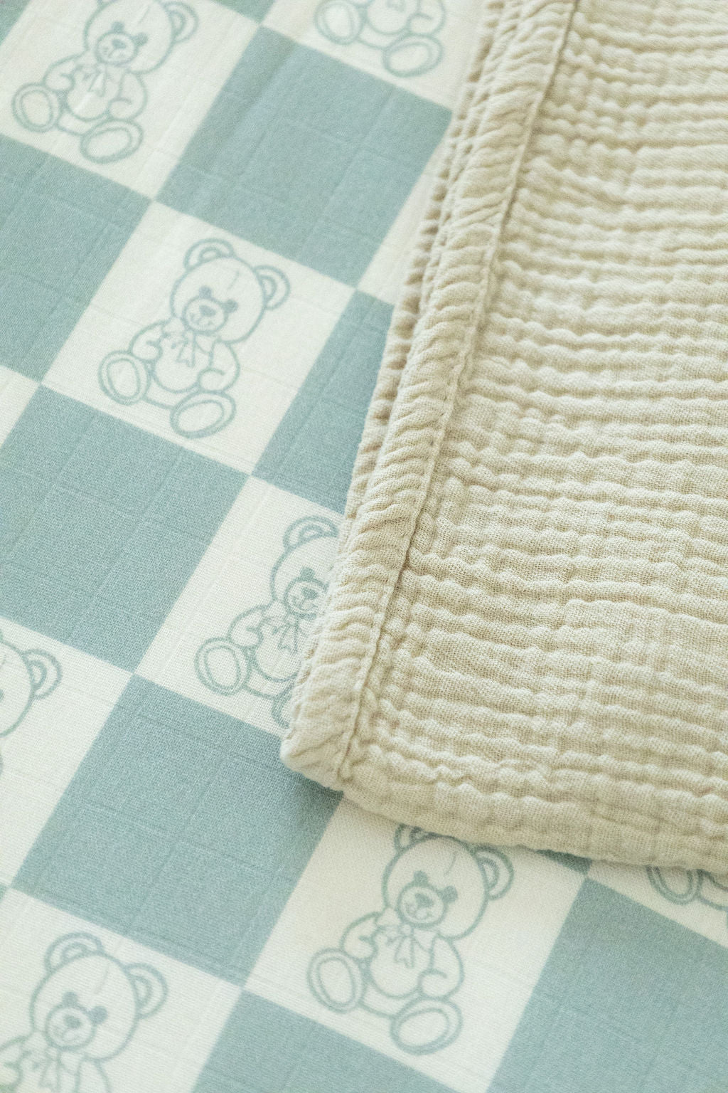 Organic Bamboo Cotton Muslin Crib Sheet in Checkered Bears