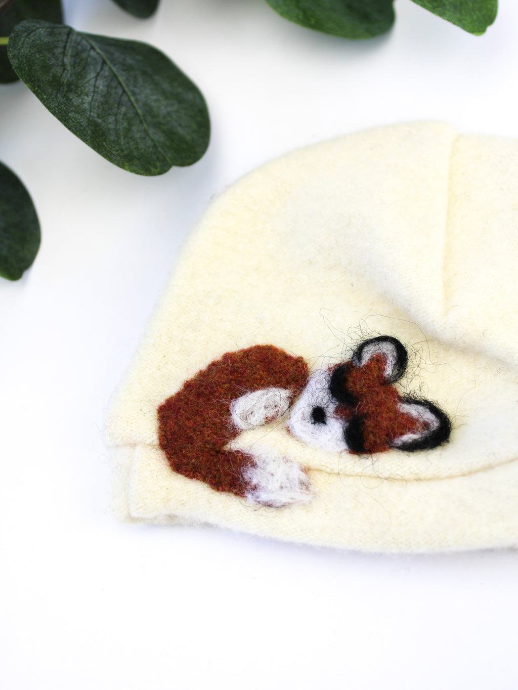 Sleeping Fox Cashmere Hat - Newborn