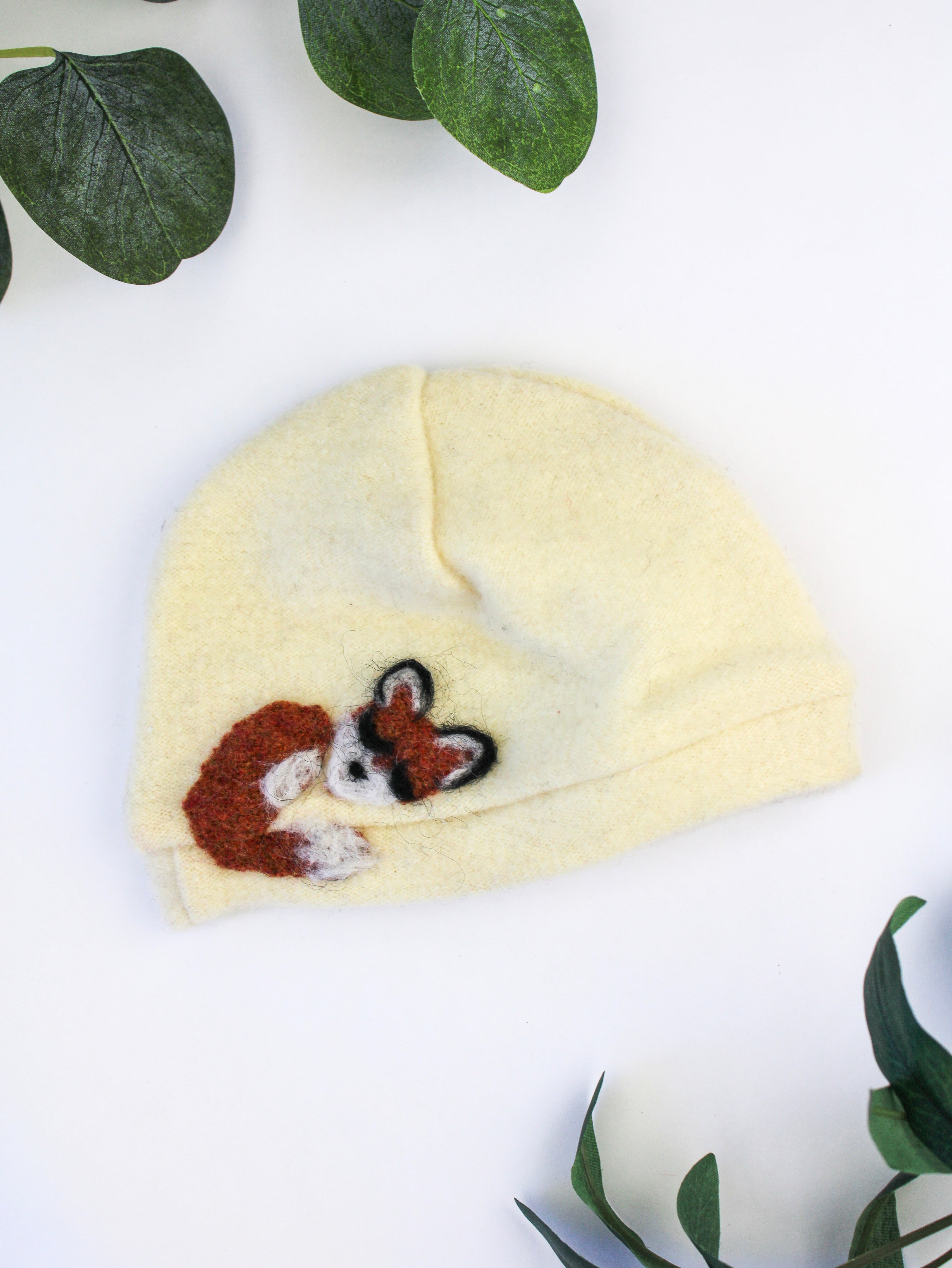 Sleeping Fox Cashmere Hat - Newborn