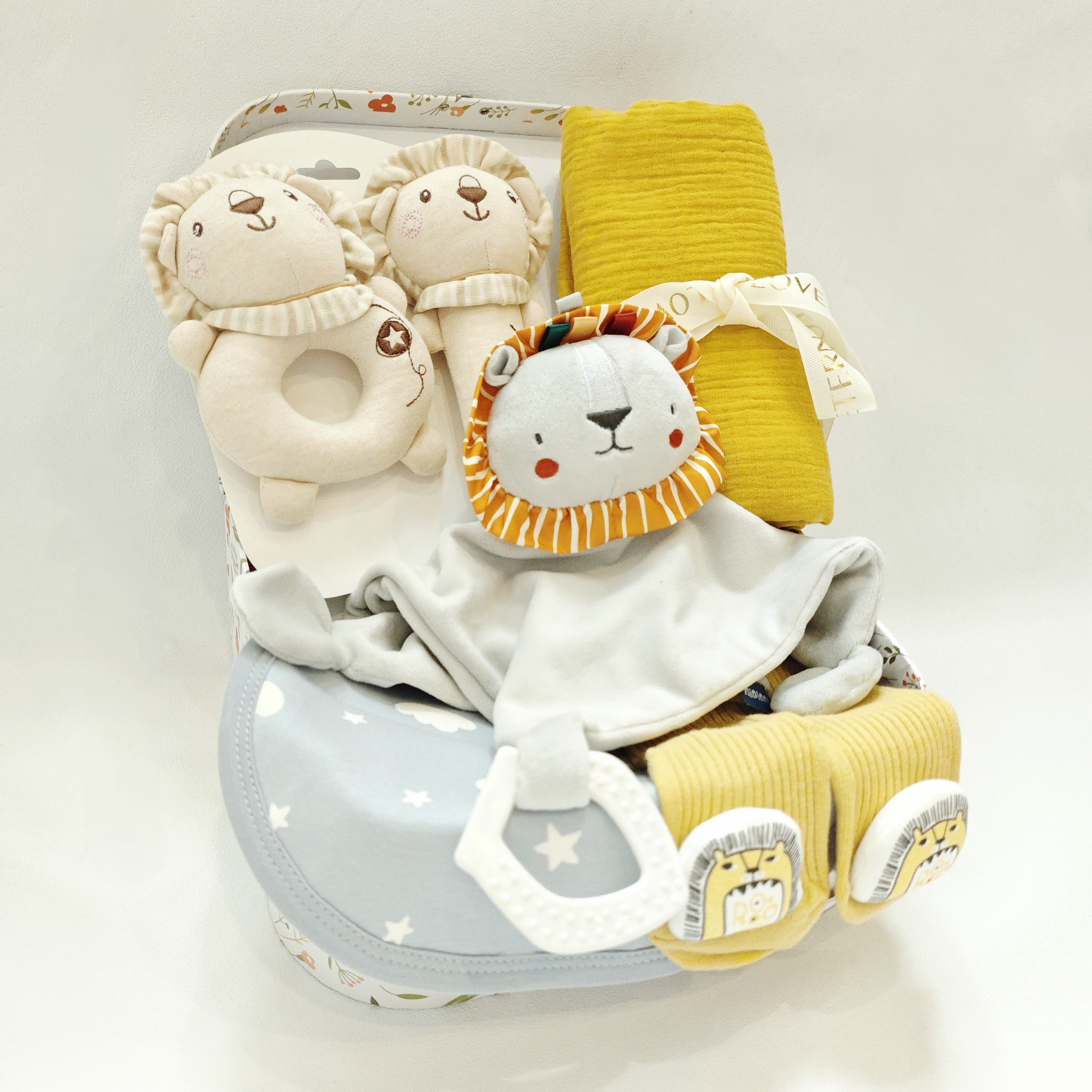 MOVEBO Youngsters Essentials Gift Set - Soft Cotton Blanket, Bath Towel & Rattle - Perfect Youngsters Shower Gift for Boys & Girls