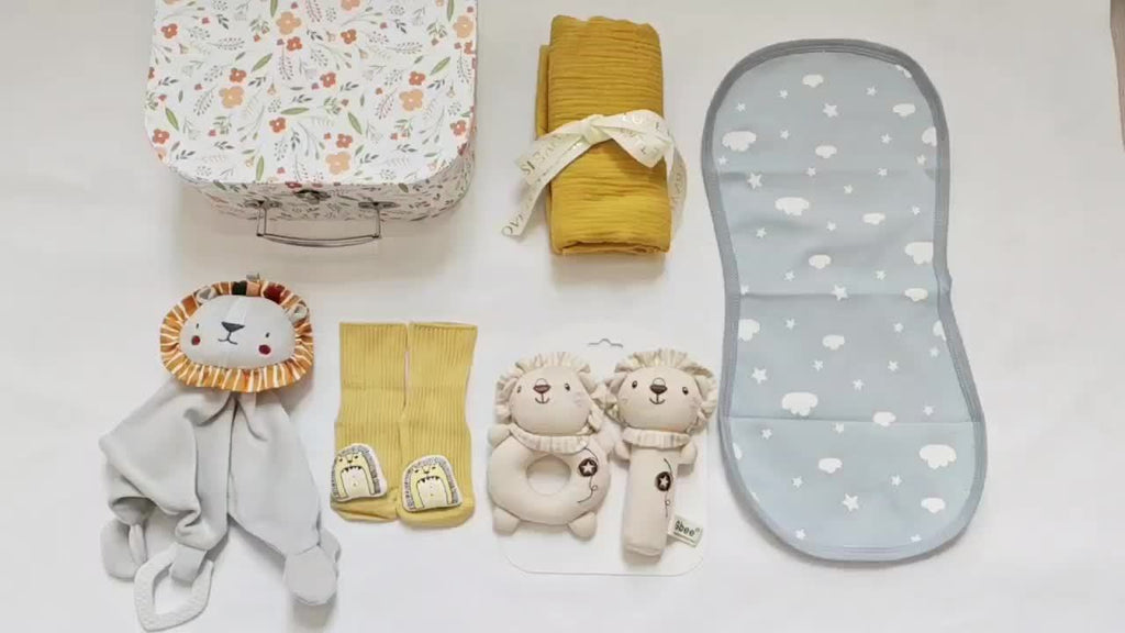 MOVEBO Youngsters Essentials Gift Set - Soft Cotton Blanket, Bath Towel & Rattle - Perfect Youngsters Shower Gift for Boys & Girls