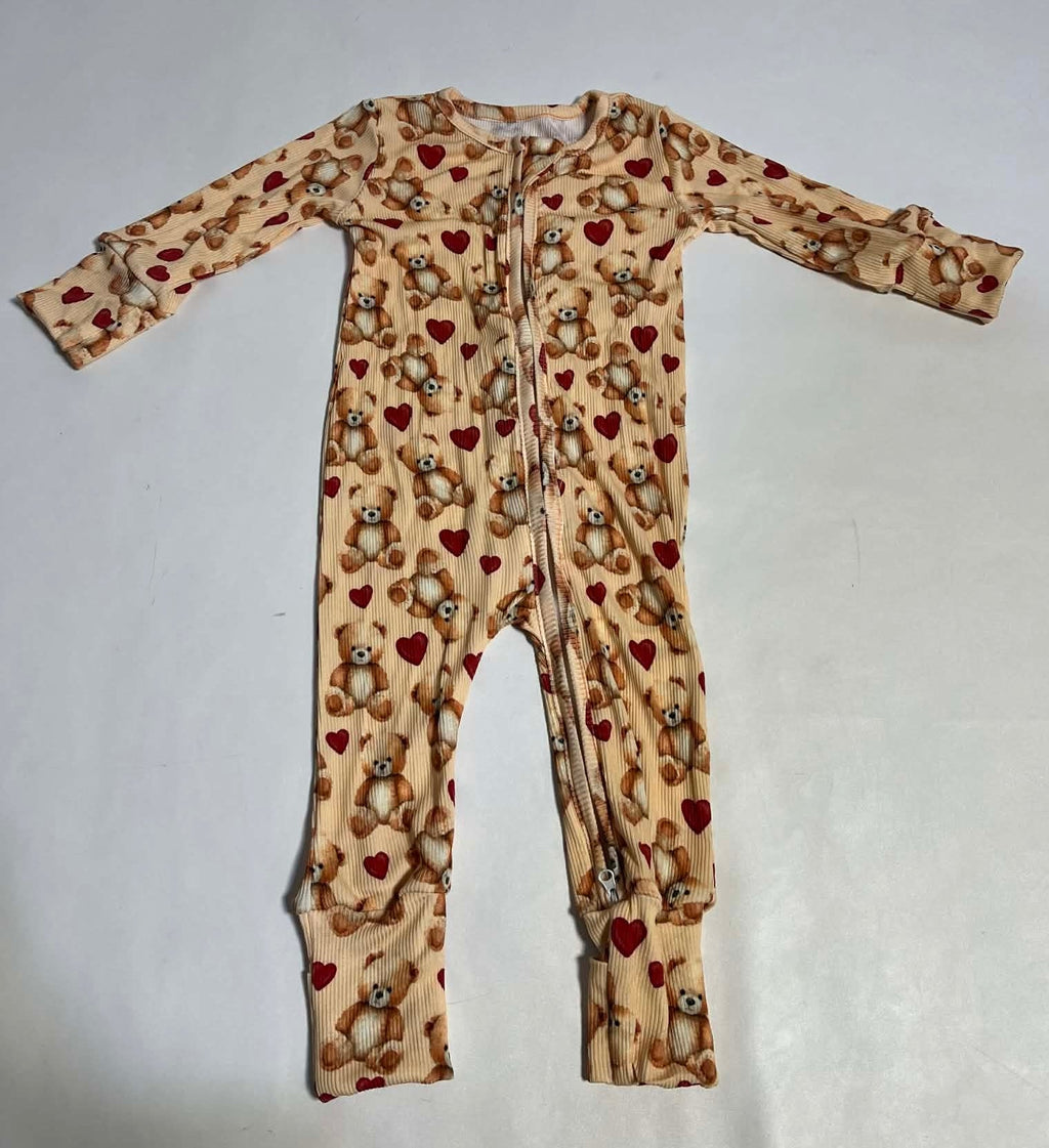 Ribbed bamboo teddy heart zippy