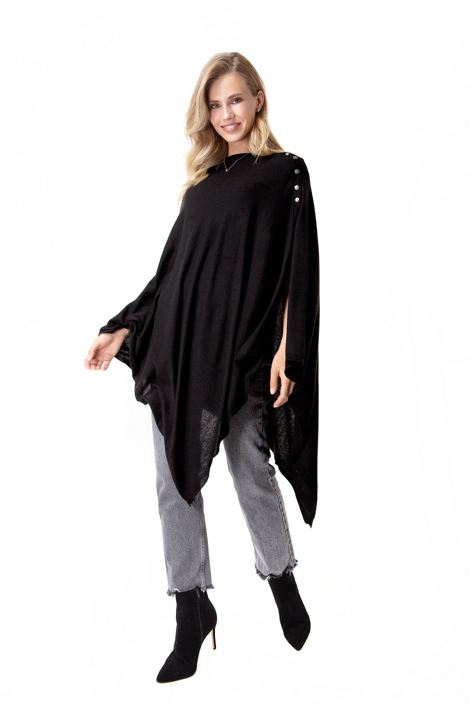 4 in 1 Multipurpose Knitwear as Maternity/Nursing Shawl