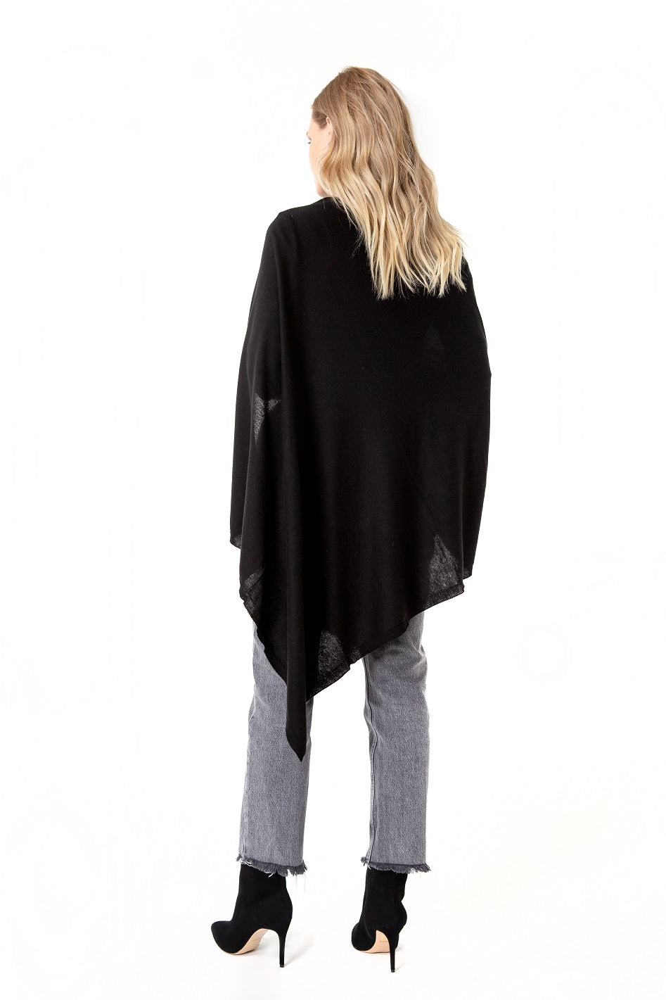 4 in 1 Multipurpose Knitwear as Maternity/Nursing Shawl