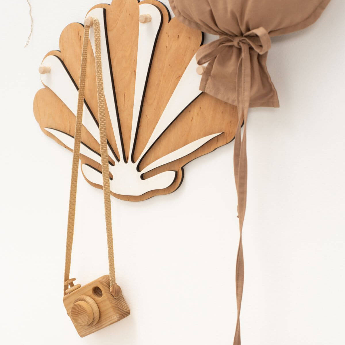 Sea Shell Wall Hanger for Nursery