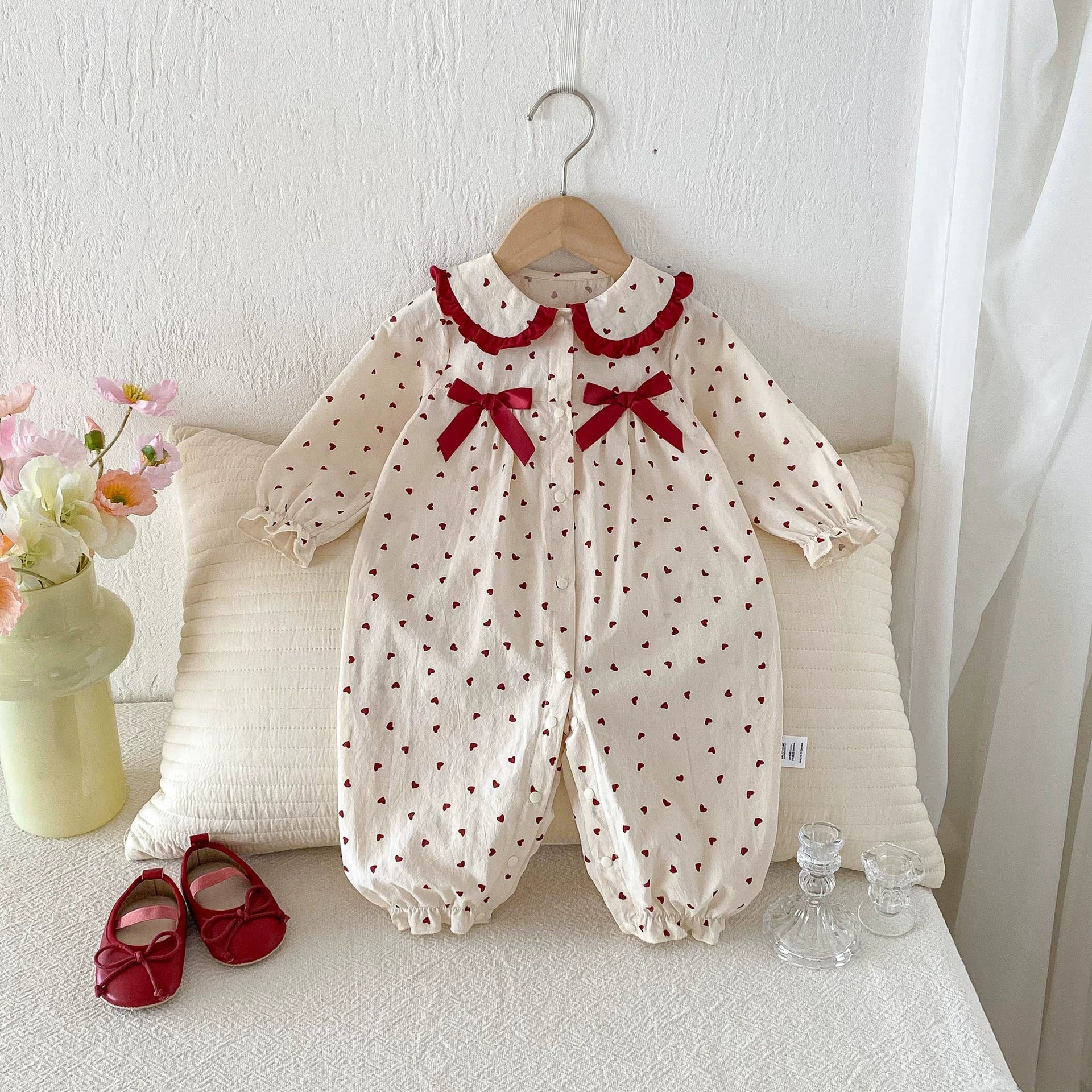 Autumn Arrival Baby Girls Long Sleeves Hearts Pattern Rompers