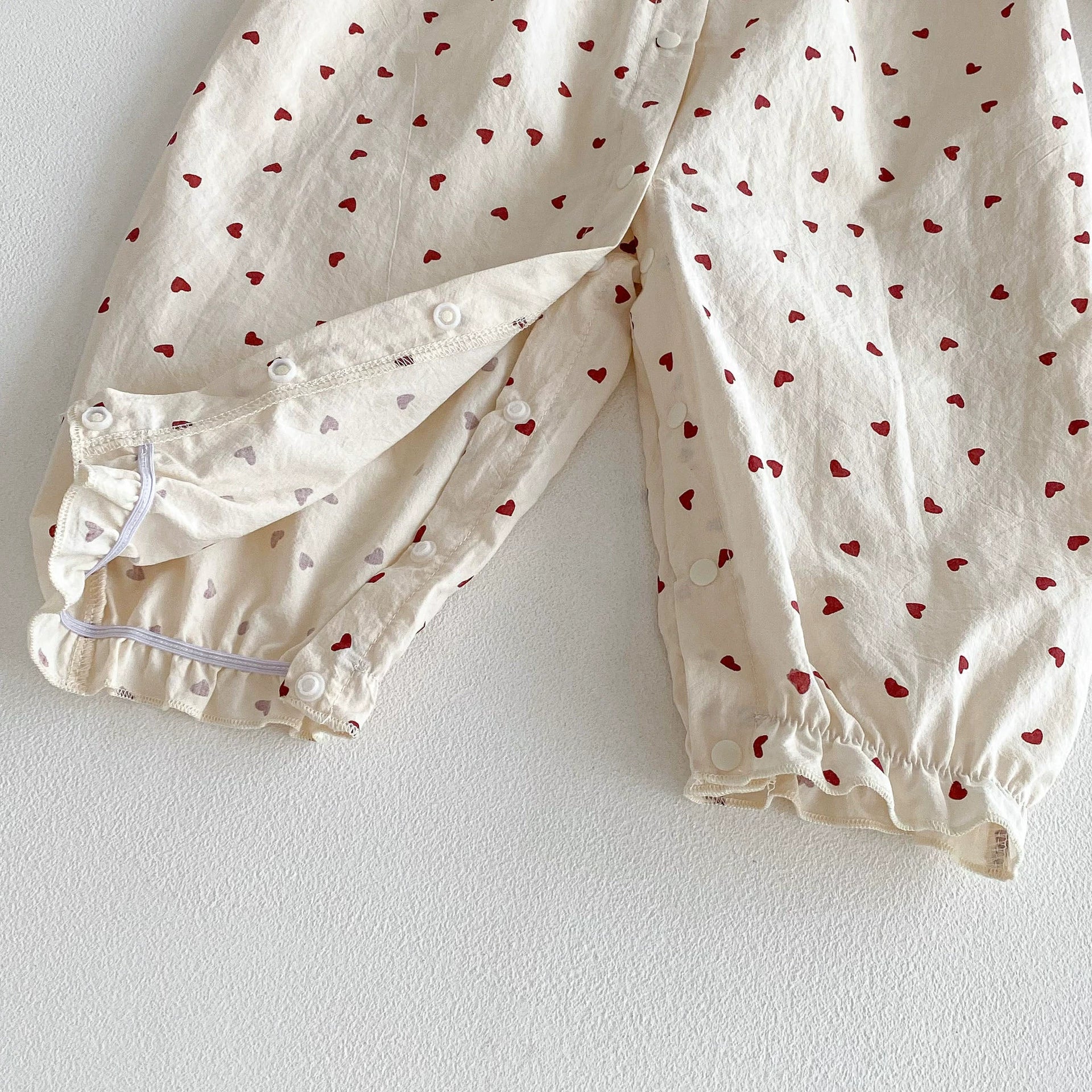 Autumn Arrival Baby Girls Long Sleeves Hearts Pattern Rompers